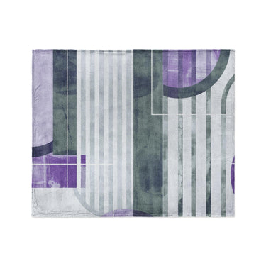 Gordian Purple in Medium (50" x 60") Size