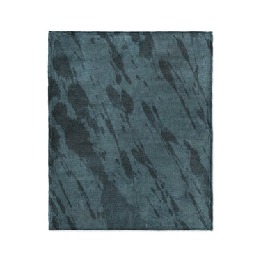 Hurley Splatter Dye Blue in Medium (50" x 60") Size