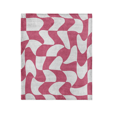 Twyla Checkered Fuchsia in Medium (50" x 60") Size