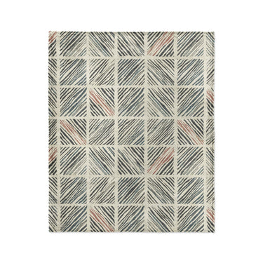 Lionel Black & Ivory in Medium (50" x 60") Size