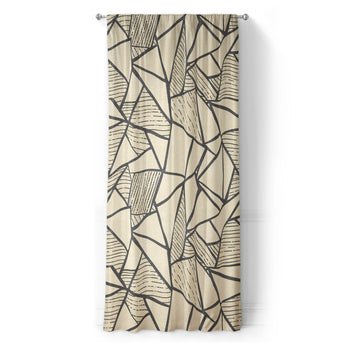 Harlan Ivory & Black in Long (50" x 96") Size