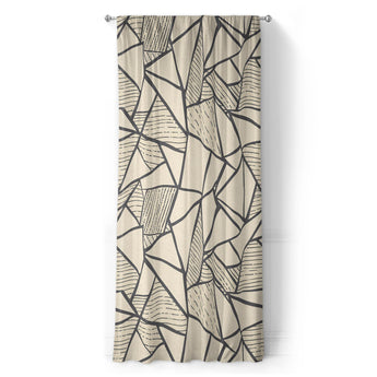 Harlan Ivory & Black in Long (50" x 96") Size