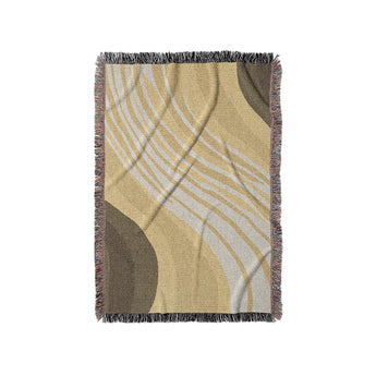 Elowin Ivory & Black in Small (37" x 52") Size