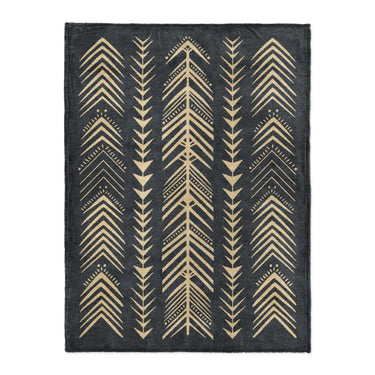 Yokanna Navy & Ivory in Large (60" x 80") Size