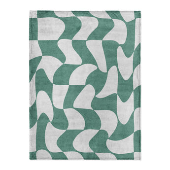Twyla Checkered Aquamarine in Large (60" x 80") Size
