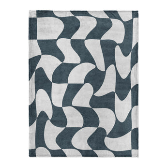 Twyla Checkered Navy in Large (60" x 80") Size