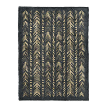 Yokanna Navy & Ivory in Large (60" x 80") Size