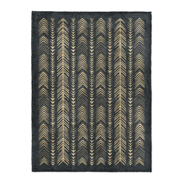 Yokanna Navy & Ivory in Large (60" x 80") Size