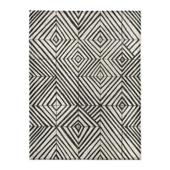 Ludwig Black & Ivory in Large (60" x 80") Size