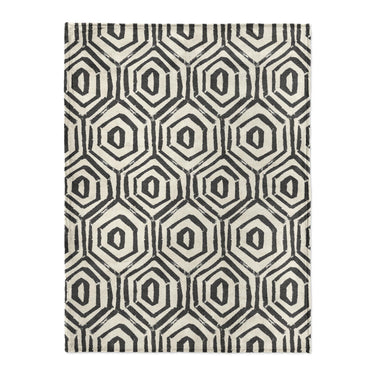 Torrance Black & Ivory in Large (60" x 80") Size