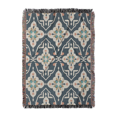Merrin Blue & Ivory in Large (80" x 60") Size