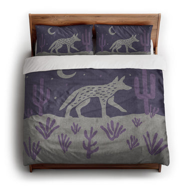 Desert Coyote Eggplant & Dusty Purple king - cotton - White Backing