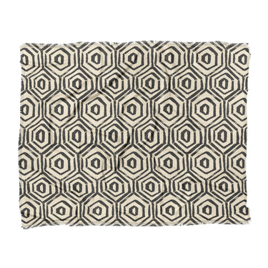 Torrance Black & Ivory in King (104" x 88") Size