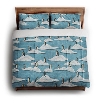Arctic Penguins in King (104" x 88") Size