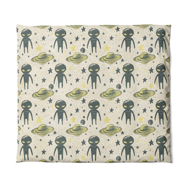 Space Aliens in King (104" x 88") Size