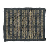 Yokanna Navy & Ivory in King (104" x 88") Size