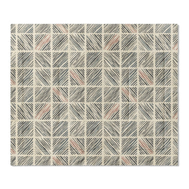 Lionel Black & Ivory in King (104" x 88") Size