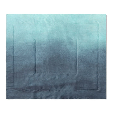 Kieran Watercolor Teal Ombre in King (104" x 88") Size
