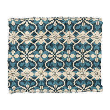 Mattheo Blue & Ivory in King (104" x 88") Size