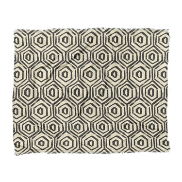 Torrance Black & Ivory in King (104" x 88") Size