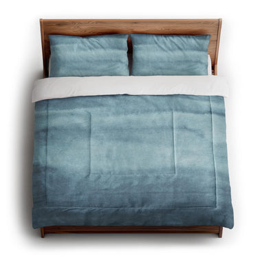 Jacinda Watercolor Blue Ombre in King (104" x 88") Size