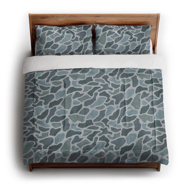Duck Camo Blue in King (104" x 88") Size