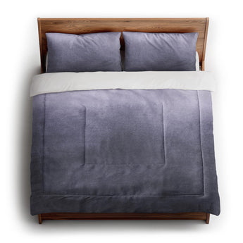 Kieran Watercolor Indigo Ombre in King (104" x 88") Size