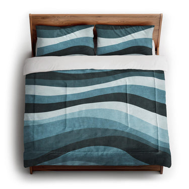 Sinuous Teal Monochrome in King (104" x 88") Size