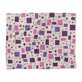 Geometric Confetti Purple & Pink in King (104" x 88") Size