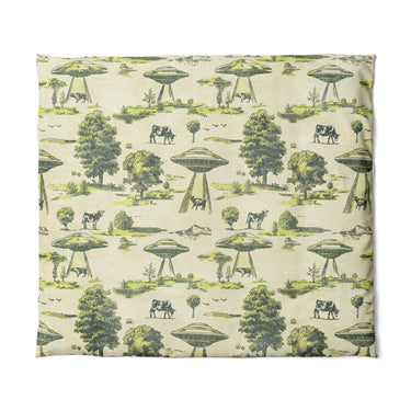 UFO Cow Abduction Toile in King (104" x 88") Size