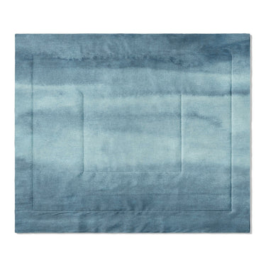 Jacinda Watercolor Blue Ombre in King (104" x 88") Size