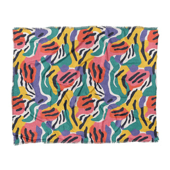 Lorenza Multicolor in King (104" x 88") Size