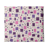 Geometric Confetti Purple & Pink in King (104" x 88") Size