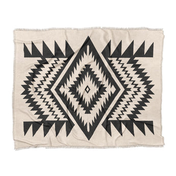 Reyno Black & Ivory in King (104" x 88") Size