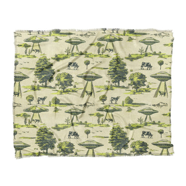 UFO Cow Abduction Toile in King (104" x 88") Size