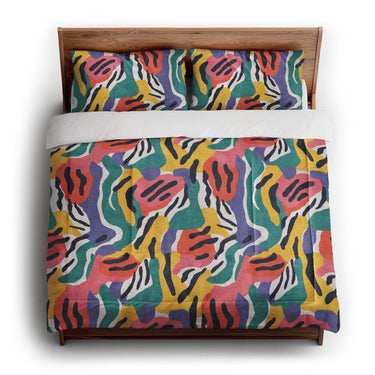 Lorenza Multicolor in King (104" x 88") Size