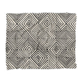 Ludwig Black & Ivory in King (104" x 88") Size