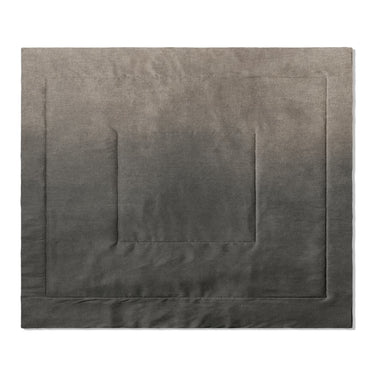 Kieran Watercolor Greige Ombre in King (104" x 88") Size