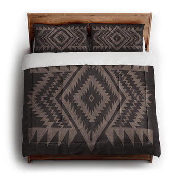 Reyno Neutral & Brown in King (104" x 88") Size