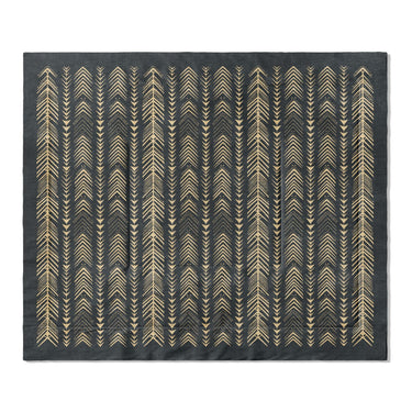 Yokanna Navy & Ivory in King (104" x 88") Size