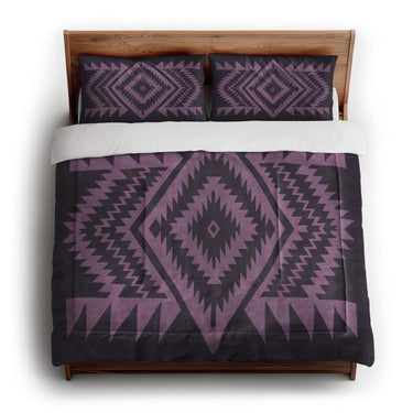 Reyno Lilac & Eggplant in King (104" x 88") Size