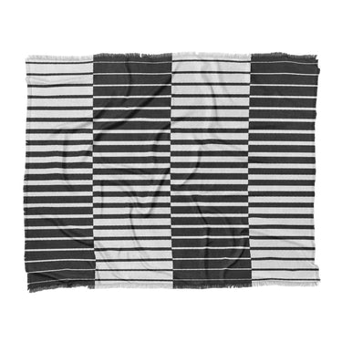 Spectra Black & White in King (104" x 88") Size