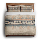 Loxcie Ivory & Blue in King (104" x 88") Size