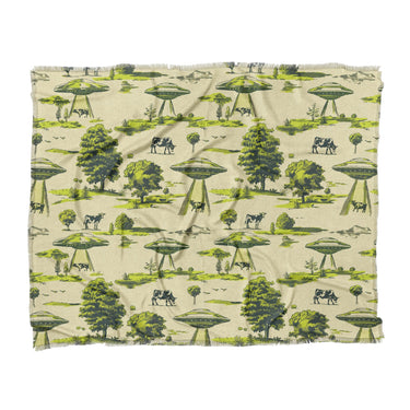 UFO Cow Abduction Toile in King (104" x 88") Size