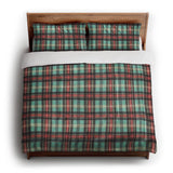 Ferguson Plaid Teal Red in King (104" x 88") Size