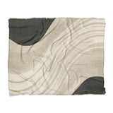 Elowin Ivory & Black in King (104" x 88") Size
