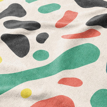 Aurelio Polychrome Mockup Fleece Detail