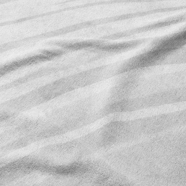 Elowin Greyscale Mockup Fleece Detail