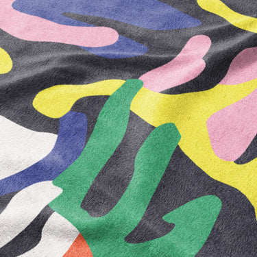 Umberto Black Multicolor Mockup Fleece Detail