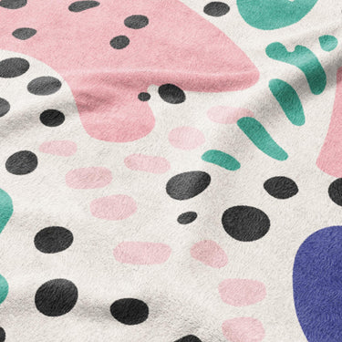 Camille Multicolor Mockup Fleece Detail